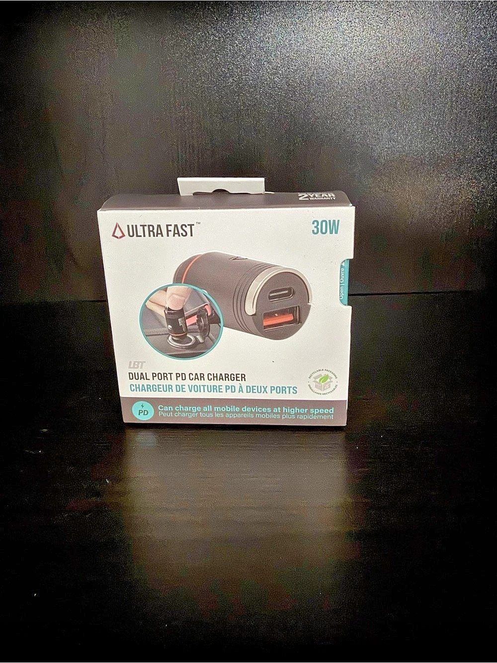 ULTRA FAST 30W Dual Port Car Charger Black NWT